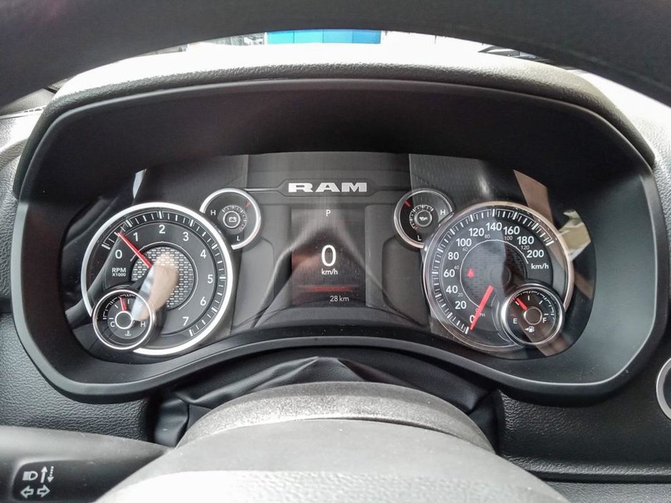 2025 Ram 1500 TRADESMAN SPORT IN DIAMOND BLACK EQUIPPED WITH A 3.6L V6 W/ETORQUE , 4X4 , 8SPD AUTO , TRADESMAN LVL 1 , SPORT APPEARANCE PCKG ,-13