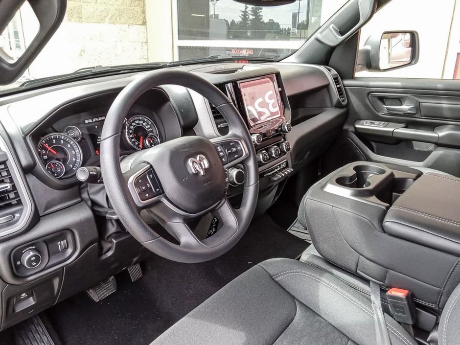 2025 Ram 1500 TRADESMAN SPORT IN DIAMOND BLACK EQUIPPED WITH A 3.6L V6 W/ETORQUE , 4X4 , 8SPD AUTO , TRADESMAN LVL 1 , SPORT APPEARANCE PCKG ,-11