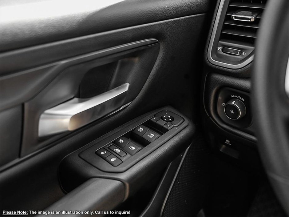 2025 Ram 1500 SXT TRADESMAN IN BRIGHT WHITE EQUIPPED WITH A 3.6L V6 W/ETORQUE , 4X4 , 8SPD AUTO , TRADESMAN LVL 1 , SXT APPEARANCE GROUP , BAC-15