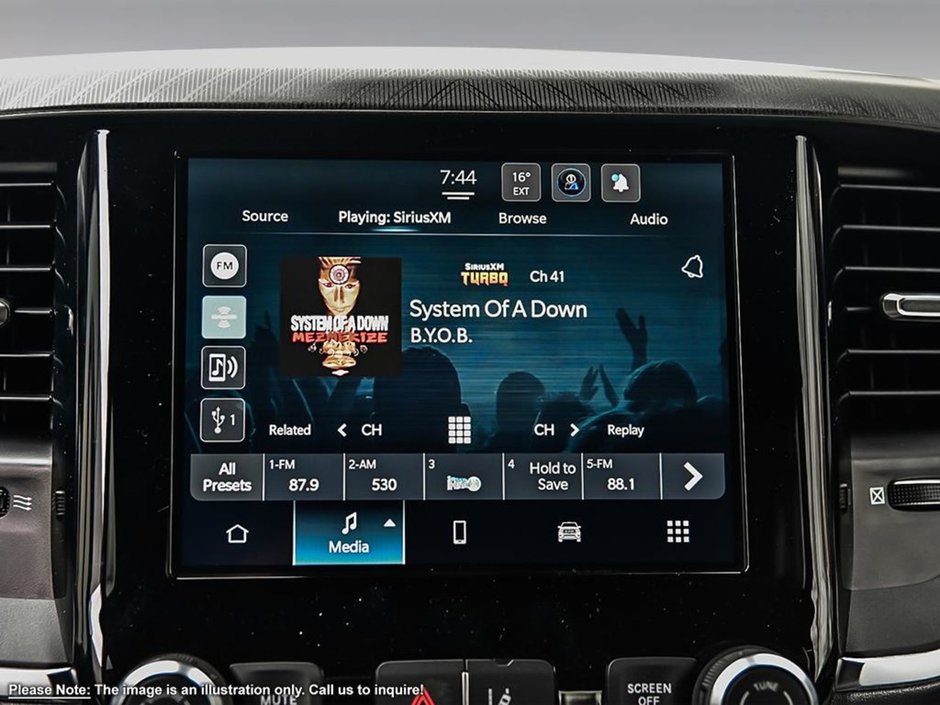 2025 Ram 1500 BIG HORN SPORT IN DIAMOND BLACK EQUIPPED WITH A 3.0L TWIN TURBO I6 , 4X4 , 8SPD AUTO , 125L TANK , BIG HORN LVL 1 , SPORT APPEAR-17