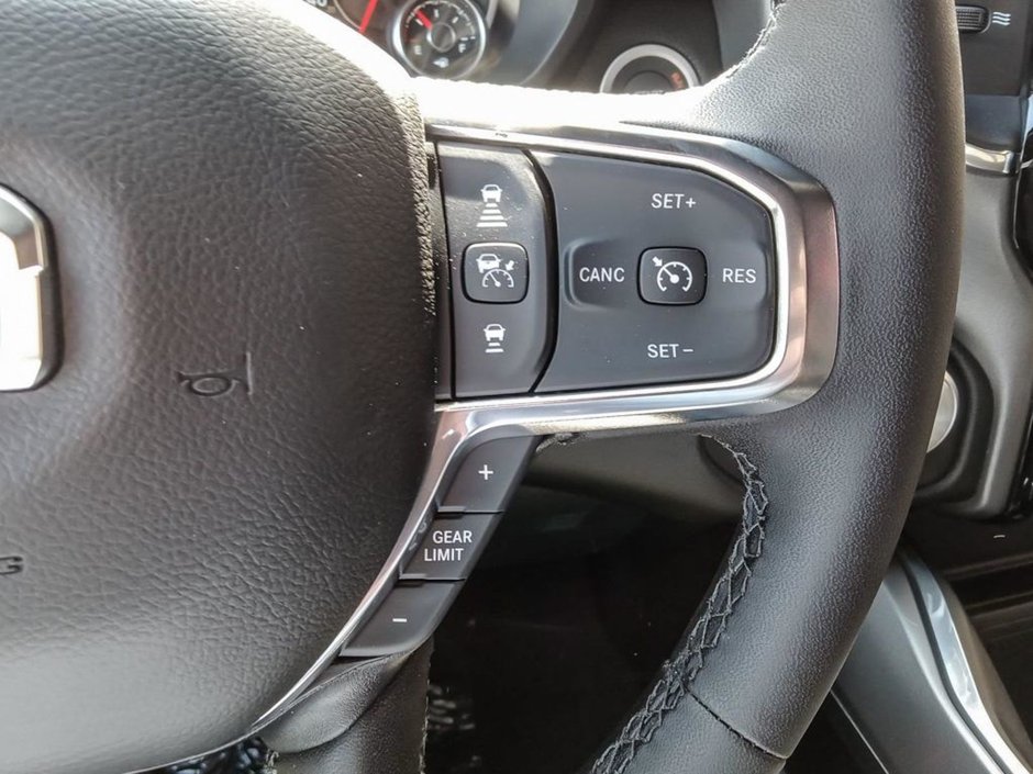 2025 Ram 1500 Laramie-15