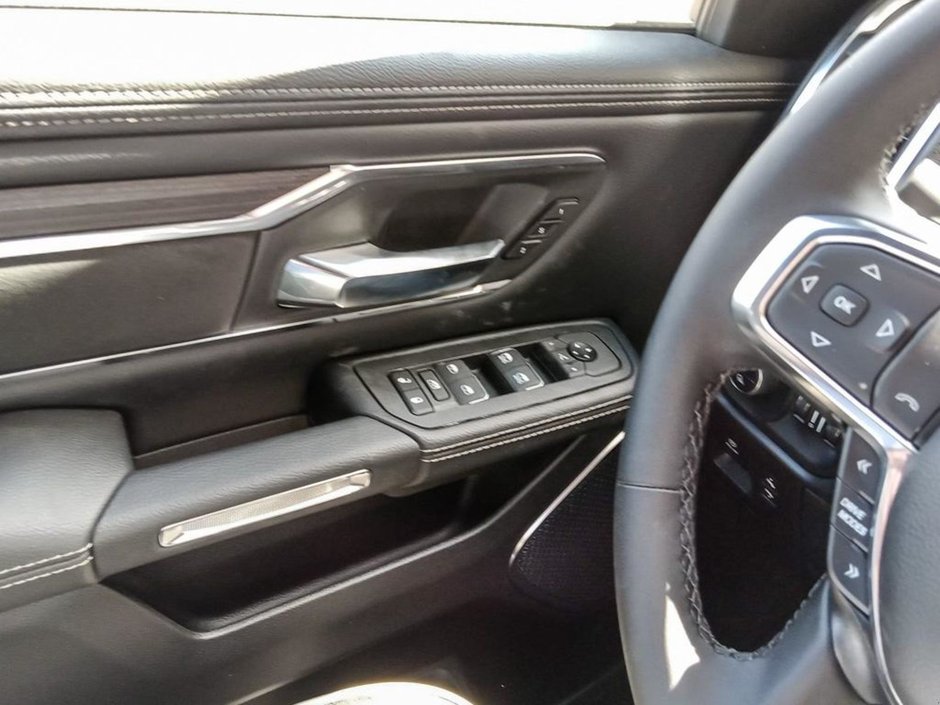 2025 Ram 1500 Laramie-16