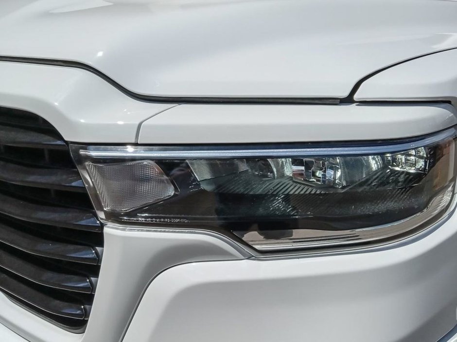 2025 Ram 1500 Laramie-5