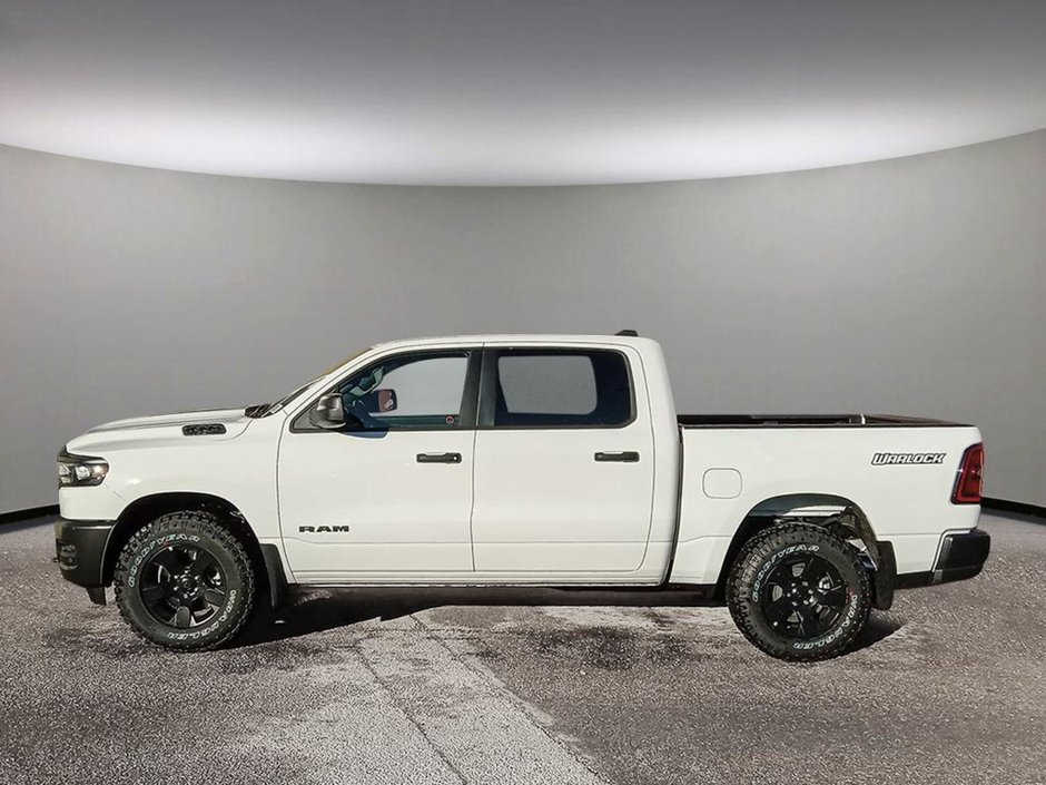 2025 Ram 1500 WARLOCK IN BRIGHT WHITE EQUIPPED WITH A 3.0L TWIN TURBO HURRICANE I6 , 4X4 , 8SPD AUTO , E-LOCKER REAR AXLE , BACKUP CAM , PERF-2