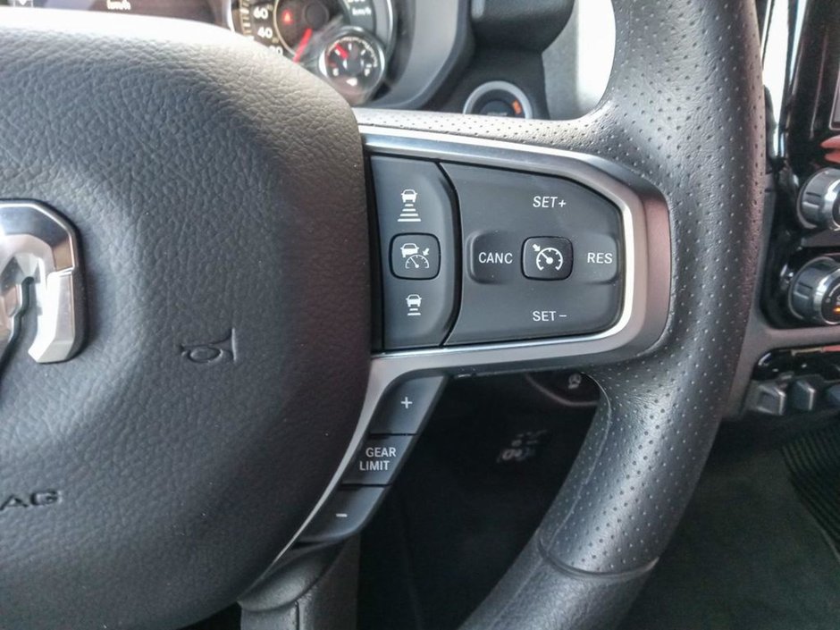 2025 Ram 1500 WARLOCK IN HYDRO BLUE EQUIPPED WITH A 3.0L TWIN TUBRO HURRICANE I6 , 4X4 , 8SPD AUTO , E LOCKER REAR AXLE , BACKUP CAM , PERF SH-14