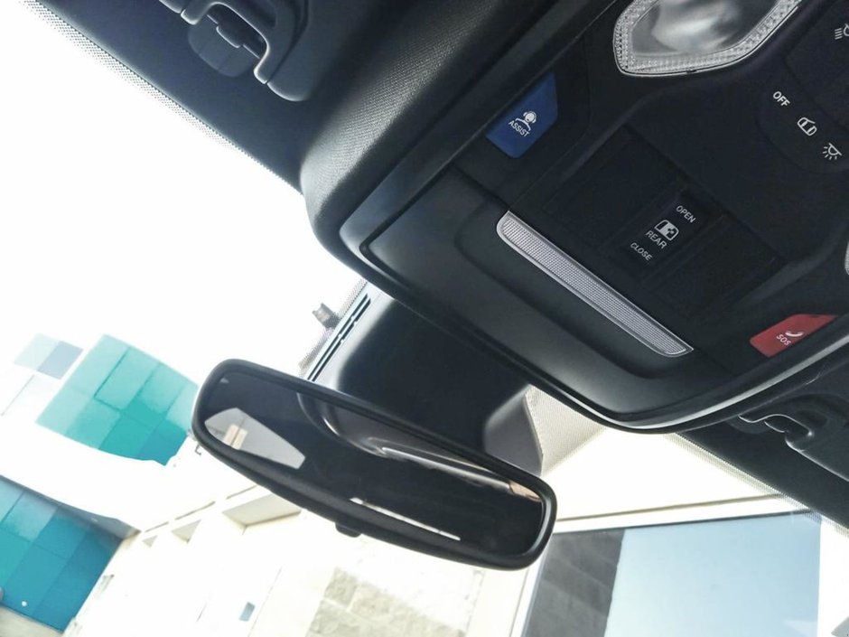 2025 Ram 1500 WARLOCK IN DIAMOND BLACK EQUIPPED WITH A 3.0L TWIN TURBO HURRICANE I6 , 4X4 , 8SPD AUTO , BACKUP CAM , PERF SHOCK ABSORBERS , 18-19