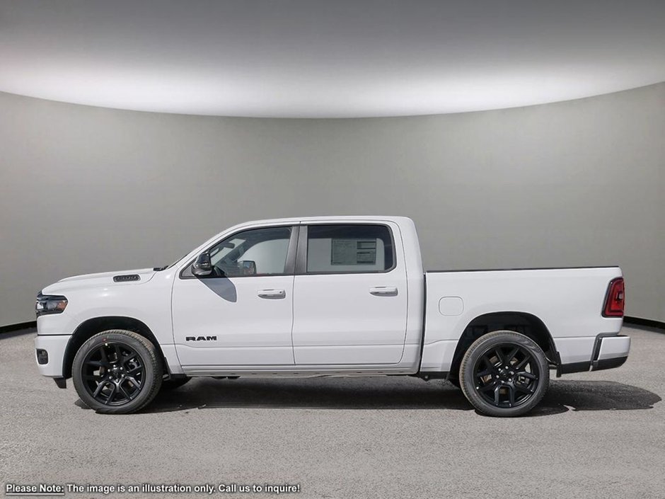 2025 Ram 1500 SPORT NIGHT EDITION IN BRIGHT WHITE EQUIPPED WITH A 3.0L TWIN TURBO I6 , 4X4 , 8SPD AUTO , SPORT LVL 1 , PANORAMIC SUNROOF , DUA-2