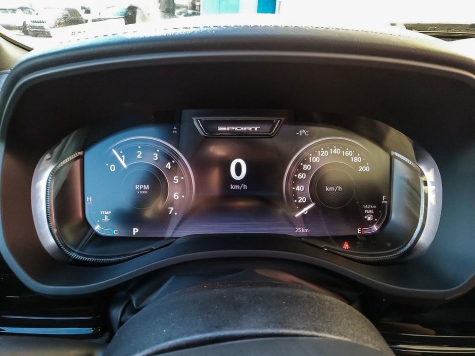 2025 Ram 1500 SPORT NIGHT EDITION IN BRIGHT WHITE EQUIPPED WITH A 3.0L TWIN TURBO I6 , 4X4 , 8SPD AUTO , TECH GROUP , TRAILER TOW GROUP , SPOR-13