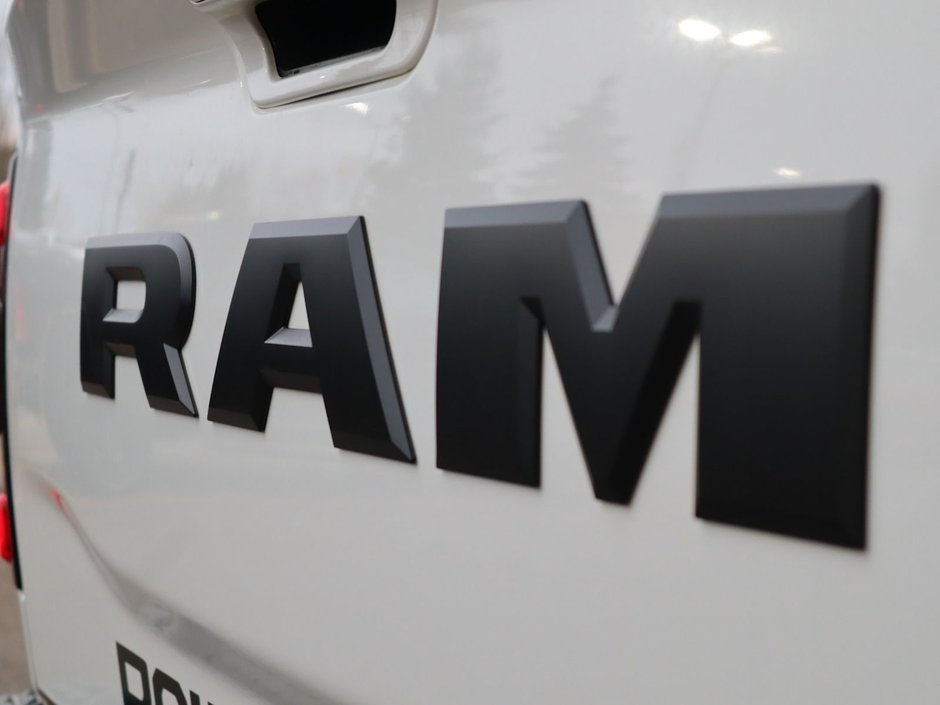 2019 Ram 2500 POWER WAGON IN BRIGHT WHITE EQUIPPED WITH A 6.4L HEMI V8 , 4X4 , 8SPD AUTO , 12INCH W/NAV , 17 SPEAKER HIGH PERF AUDIO , SUNROOF-13