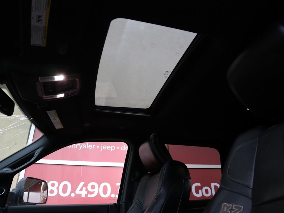 2019 Ram 2500 POWER WAGON IN BRIGHT WHITE EQUIPPED WITH A 6.4L HEMI V8 , 4X4 , 8SPD AUTO , 12INCH W/NAV , 17 SPEAKER HIGH PERF AUDIO , SUNROOF-18