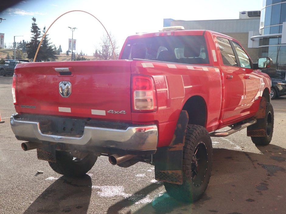2019 Ram 2500 CREW CAB IN FLAME RED EQUIPPED WITH A 6.4L HEMI V8 , 4X4 , 8SPD AUTO , PROTECTION GROUP , 18INCH RIMS , 6SPEAKER AUDIO , AC-9