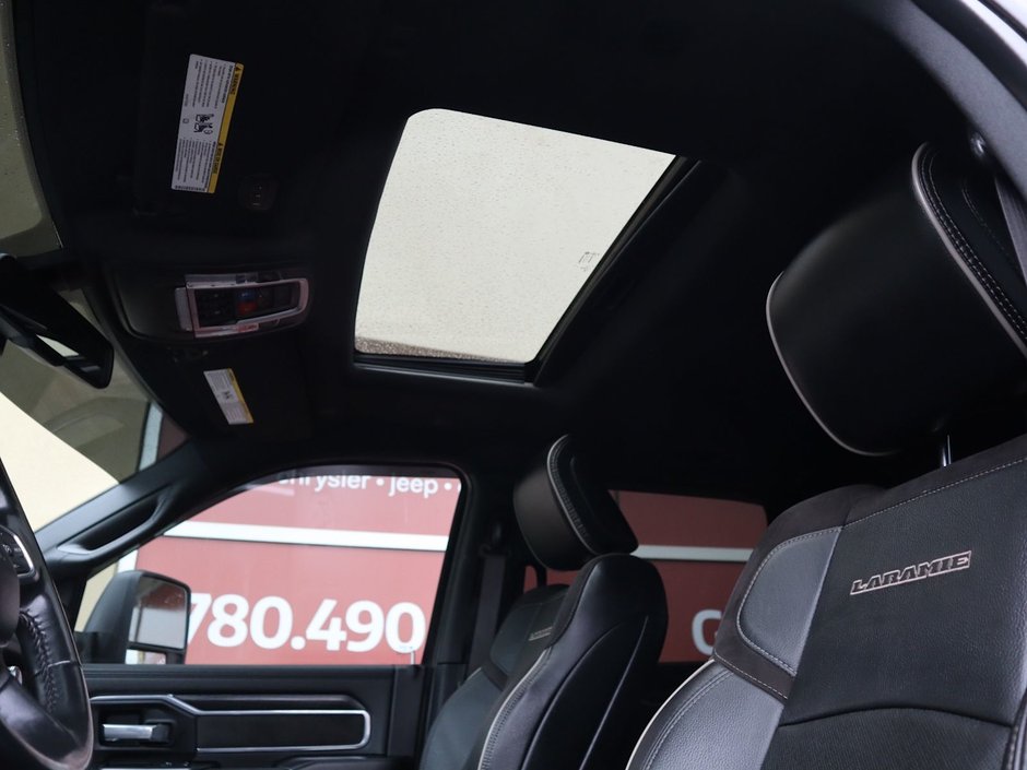 2023 Ram 2500 LARAMIE MEGA CAB NIGHT EDITION IN GRANITE CRYSTAL EQUIPPED WITH A 6.7L CUMMINS TURBO DIESEL I6 , 4X4 , 6SPD AUTO , SUNROOF , LAR-22