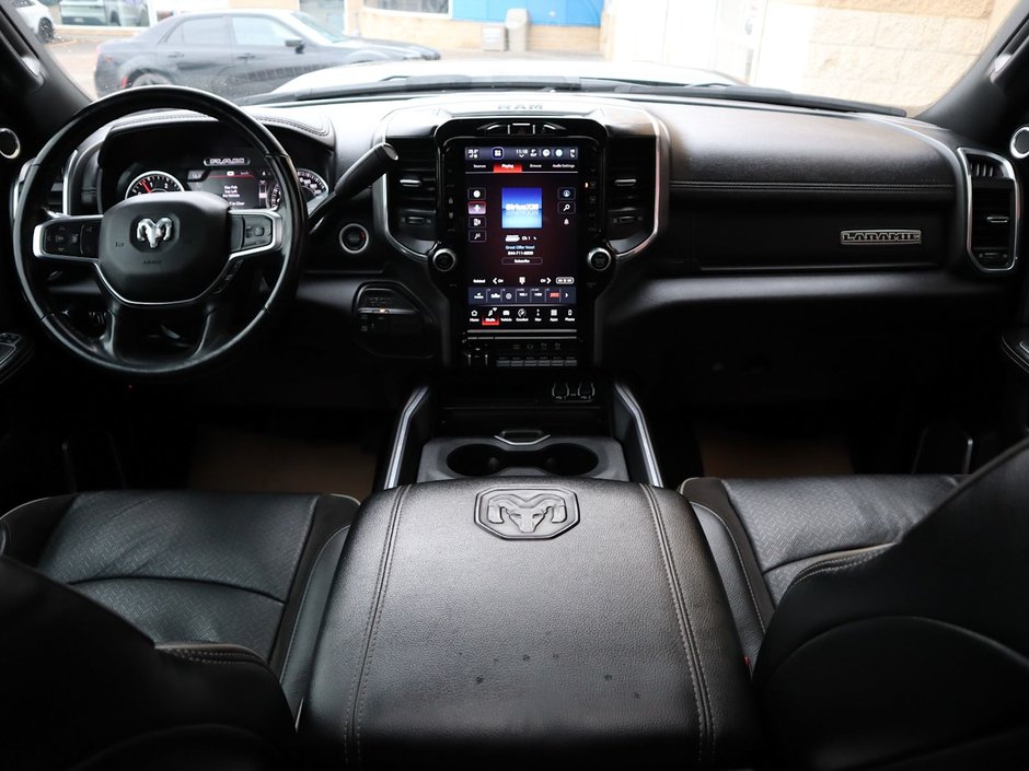 2023 Ram 2500 LARAMIE MEGA CAB NIGHT EDITION IN GRANITE CRYSTAL EQUIPPED WITH A 6.7L CUMMINS TURBO DIESEL I6 , 4X4 , 6SPD AUTO , SUNROOF , LAR-26