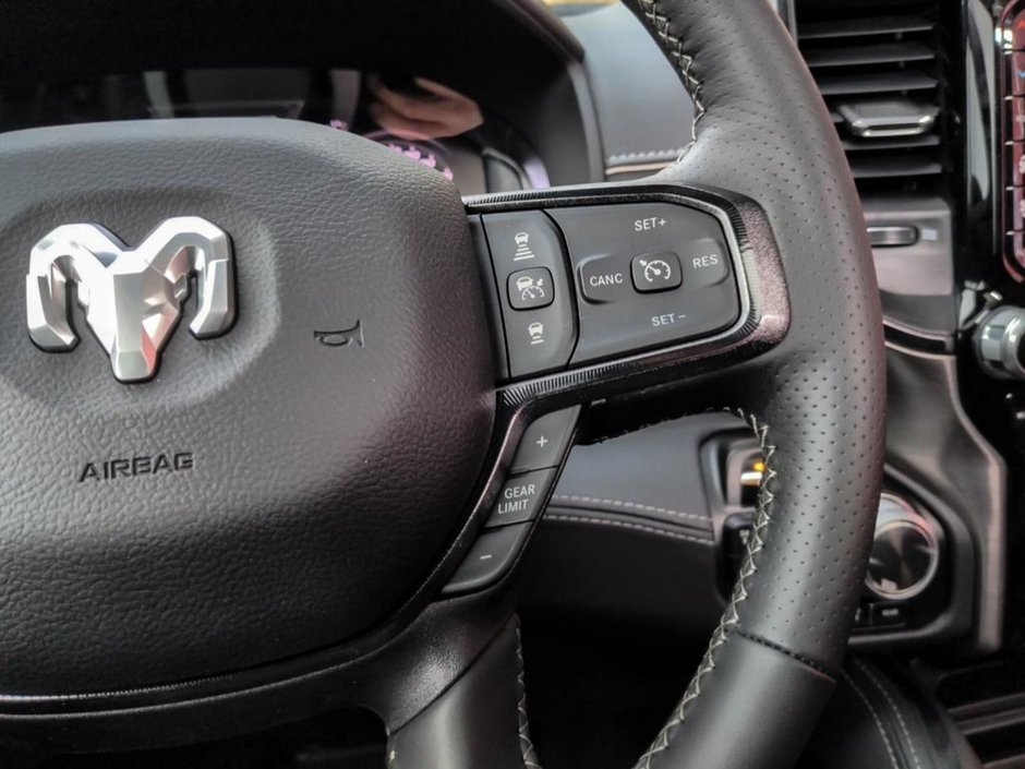 2024 Ram 2500 POWER WAGON, 6.4L HEMI V8, ADAPTIVE CRUISE&STEERING, SUNROOF, RAM ARTICULINK FRONT SUSPENSION, RAIN SENSING WIPER BLADES-15