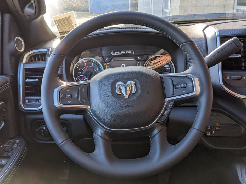 2024 Ram 2500 LARAMIE NIGHT EDITION, 6.7L CUMMINS TURBO DIESEL I-6, SUNROOF, HTD/VNTD FRONT SEATS, 12 UCONNECT 5 W/NAV, 17 SPKR HARMAN/KARDON-15