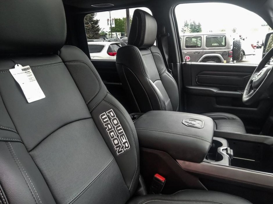 2024 Ram 2500 POWER WAGON IN GRANITE CRYSTAL METALLIC EQUIPPED WITH A 6.4L HEMI V8 , 4X4 , 8SPD AUTO , SUNROOF , 12INCH TOUCHSCREEN W/NAV , AL-21