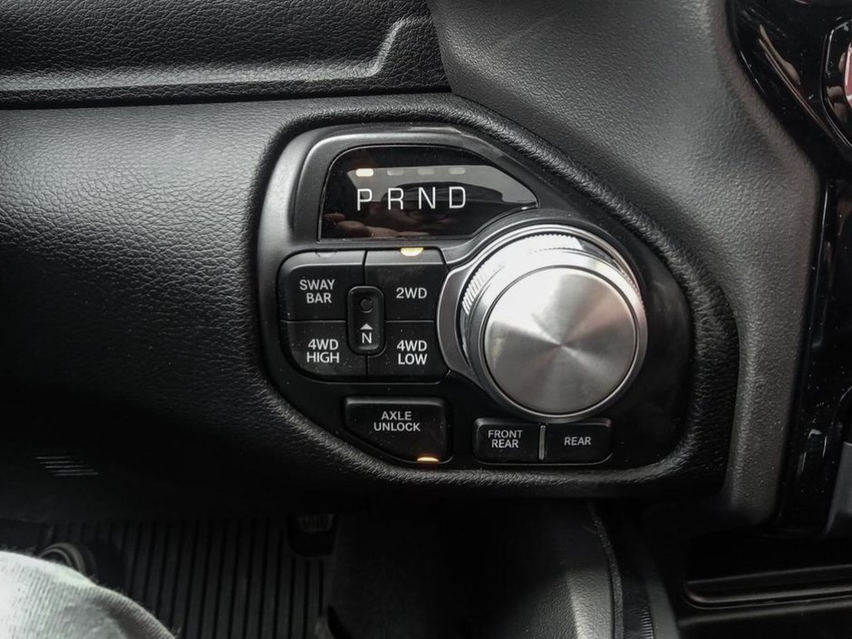 2024 Ram 2500 POWER WAGON IN GRANITE CRYSTAL METALLIC EQUIPPED WITH A 6.4L HEMI V8 , 4X4 , 8SPD AUTO , SUNROOF , 12INCH TOUCHSCREEN W/NAV , AL-17