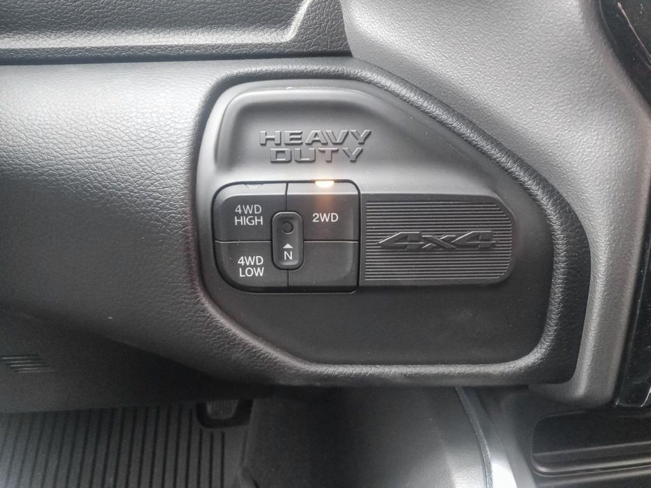 2024 Ram 2500 LARAMIE NIGHT EDITION IN BRIGHT WHITE EQUIPPED WITH A 6.7L CUMMINS TURBO DIESEL I6 , 4X4 , 6SPD AUTO , SUNROOF , LARAIE LEVEL B-17