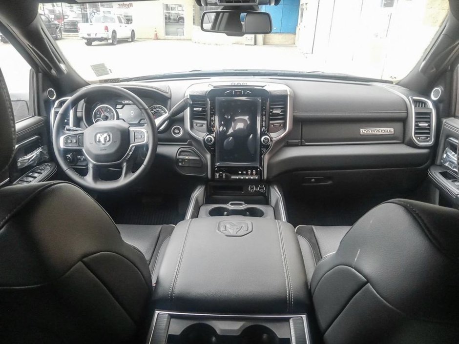 2024 Ram 2500 LARAMIE NIGHT EDITION IN BRIGHT WHITE EQUIPPED WITH A 6.7L CUMMINS TURBO DIESEL I6 , 4X4 , 6SPD AUTO , SUNROOF , LARAIE LEVEL B-23