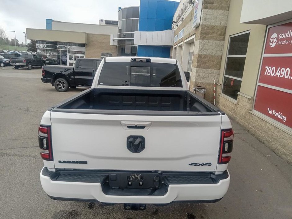 2024 Ram 2500 LARAMIE NIGHT EDITION IN BRIGHT WHITE EQUIPPED WITH A 6.7L CUMMINS TURBO DIESEL I6 , 4X4 , 6SPD AUTO , SUNROOF , LARAIE LEVEL B-11