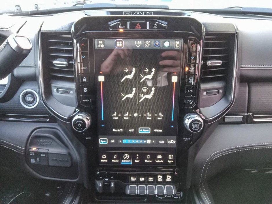 2024 Ram 2500 LIMITED NIGHT EDITION IN BRIGHT WHITE EQUIPPED WITH A 6.7L CUMMINS TURBO DIESEL , 4X4 , 6SPD AUTO , LIMITED LVL 1 , TONNEAU , SU-17