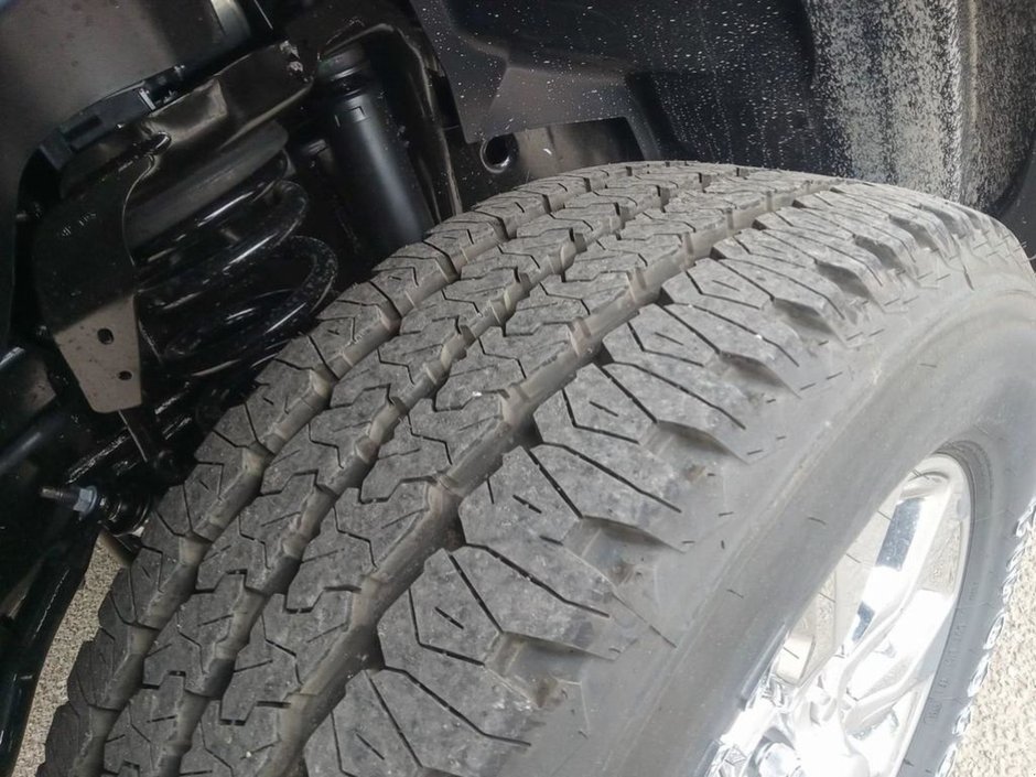 2024 Ram 2500 LIMITED IN PATRIOT BLUE PEARL EQUIPPED WITH A 6.7L CUMMINS TURBO DIESEL , 4X4 , 6SPD AUTO , SUNROOF , LIMITED LVL 1 , 5TH WHEEL-6