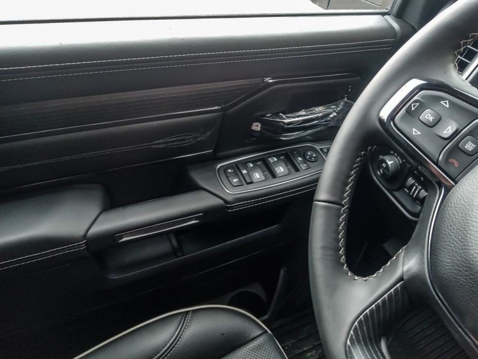 2024 Ram 2500 LIMITED IN PATRIOT BLUE PEARL EQUIPPED WITH A 6.7L CUMMINS TURBO DIESEL , 4X4 , 6SPD AUTO , SUNROOF , LIMITED LVL 1 , 5TH WHEEL-16