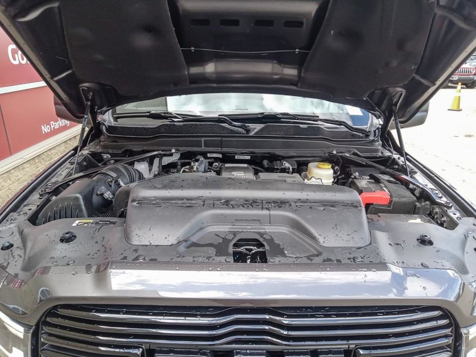 2024 Ram 2500 LARAMIE NIGHT EDITION IN GRANITE METALLIC EQUIPPED WITH A 6.7L CUMMINS TURBO DIESEL , 4X4 , 6SPD AUTO , SUNROOF , TONNEAU , LARA-9