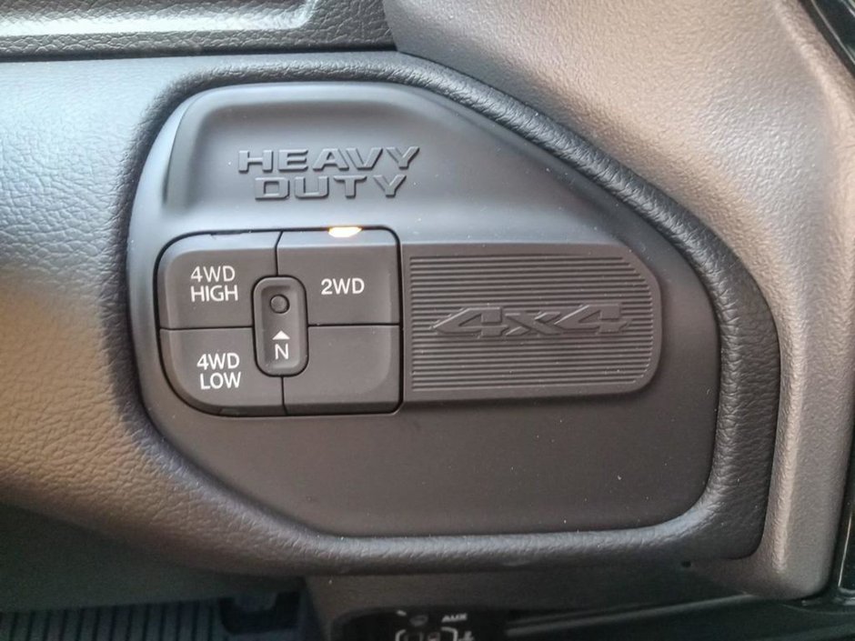 2024 Ram 2500 LARAMIE NIGHT EDITION IN GRANITE METALLIC EQUIPPED WITH A 6.7L CUMMINS TURBO DIESEL , 4X4 , 6SPD AUTO , SUNROOF , TONNEAU , LARA-16