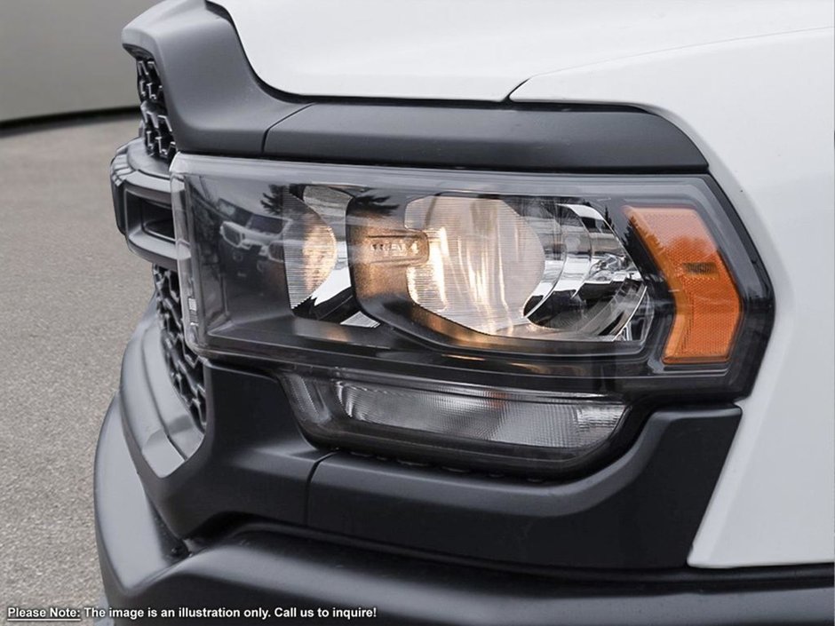 2024 Ram 2500 TRADESMAN IN BRIGHT WHITE EQUIPPED WITH A 6.4L HEMI V8 , 4X4 , 8SPD AUTO , 8.4INCH TOUCHSCREEN , APPLE CARPLAY/ANDROID AUTO , TR-6