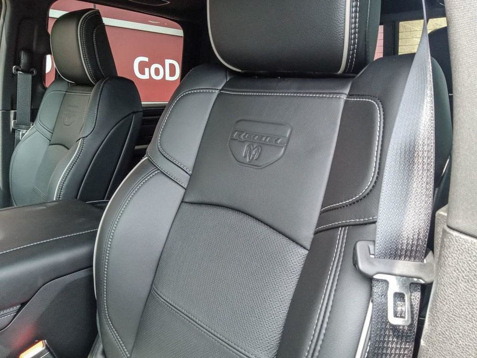 2024 Ram 2500 REBEL IN BILLET SILVER EQUIPPED WITH A 6.7L CUMMINS TURBO DIESEL , 4X4 , 6SPD AUTO , REAR AUTO LVL AIR SUSPENSION , POWER RUNNIN-18