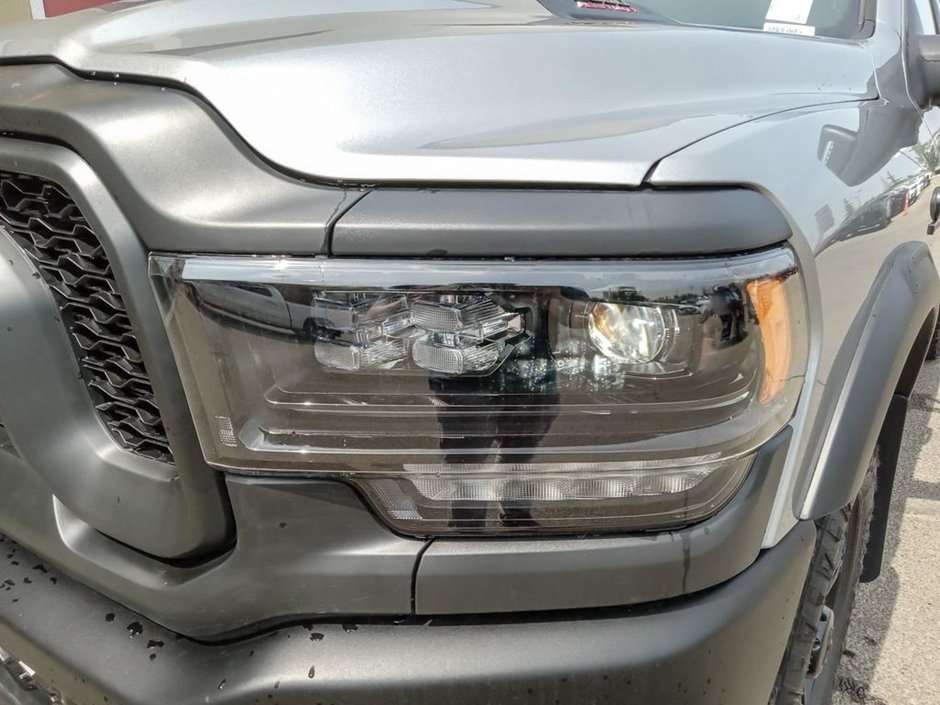 2024 Ram 2500 REBEL IN BILLET SILVER EQUIPPED WITH A 6.7L CUMMINS TURBO DIESEL , 4X4 , 6SPD AUTO , REAR AUTO LVL AIR SUSPENSION , POWER RUNNIN-7