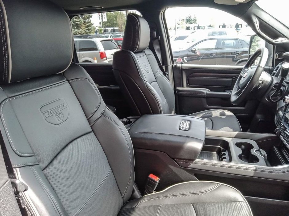 2024 Ram 2500 REBEL IN BILLET SILVER EQUIPPED WITH A 6.7L CUMMINS TURBO DIESEL , 4X4 , 6SPD AUTO , REAR AUTO LVL AIR SUSPENSION , POWER RUNNIN-20