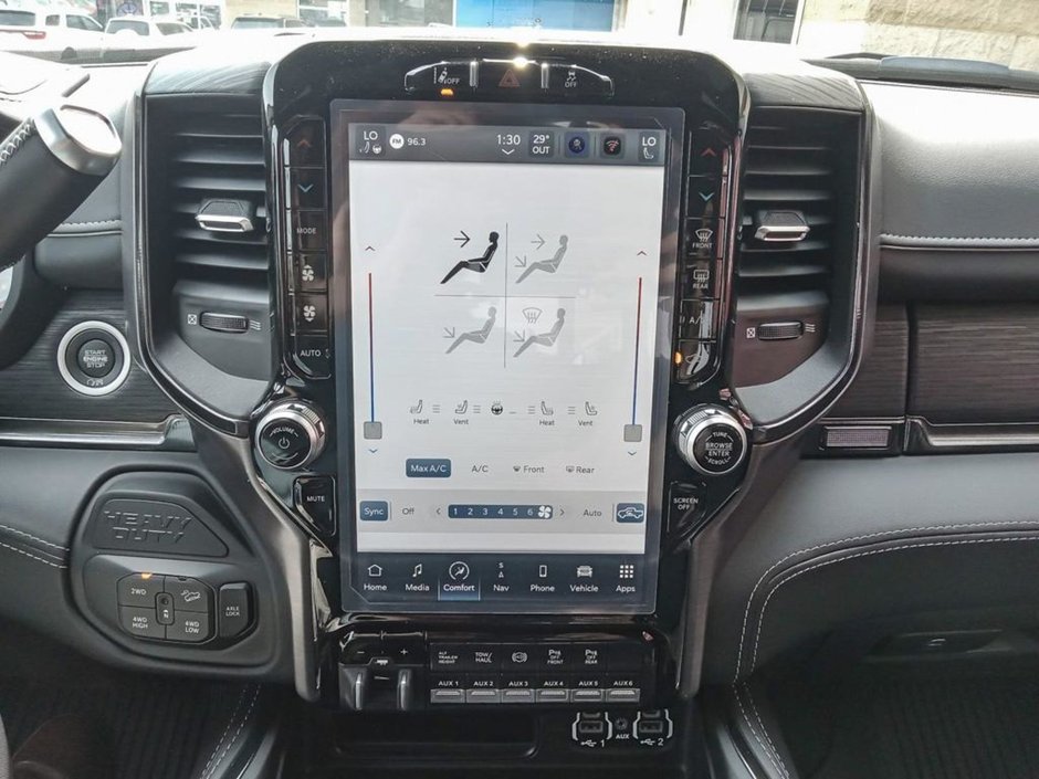 2024 Ram 2500 REBEL IN BILLET SILVER EQUIPPED WITH A 6.7L CUMMINS TURBO DIESEL , 4X4 , 6SPD AUTO , REAR AUTO LVL AIR SUSPENSION , POWER RUNNIN-17