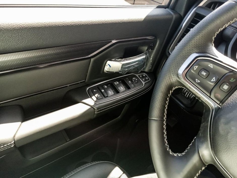 2024 Ram 2500 REBEL IN DIAMOND BLACK EQUIPPED WITH A 6.7L CUMMINS TURBO DIESEL , 6SPD AUTO , 4X4 , TOWING TECH GROUP , LVL 1 EQUIPMENT , 20INC-15