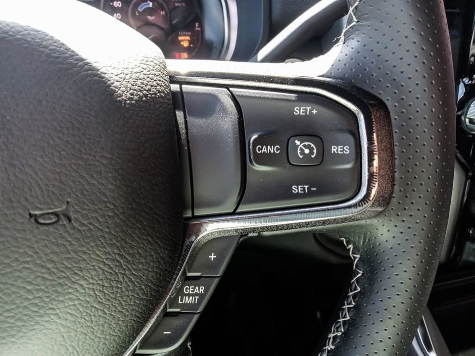 2024 Ram 2500 REBEL IN DIAMOND BLACK EQUIPPED WITH A 6.7L CUMMINS TURBO DIESEL , 6SPD AUTO , 4X4 , TOWING TECH GROUP , LVL 1 EQUIPMENT , 20INC-14