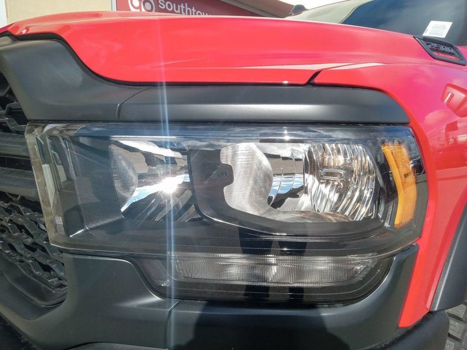 2024 Ram 2500 POWER WAGON IN FLAME RED EQUIPPED WITH A 6.4L HEMI V8 , 4X4 , 8SPD AUTO , 8.4INCH TOUCHSCREEN , TRADESMAN LVL 2 , PWR WAGON PCKG-7