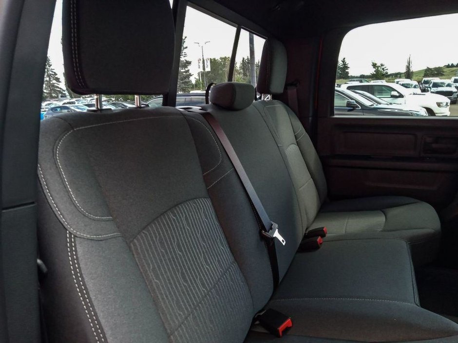 2024 Ram 2500 POWER WAGON IN FLAME RED EQUIPPED WITH A 6.4L HEMI V8 , 4X4 , 8SPD AUTO , 8.4INCH TOUCHSCREEN , TRADESMAN LVL 2 , PWR WAGON PCKG-21