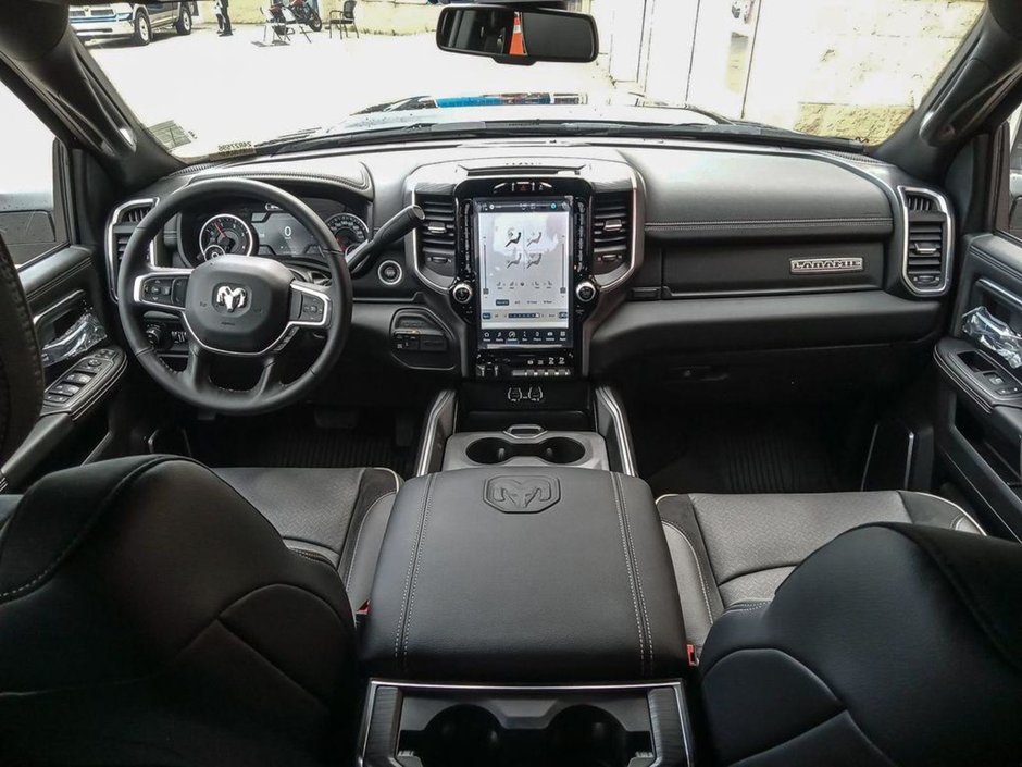 2024 Ram 2500 Laramie-17