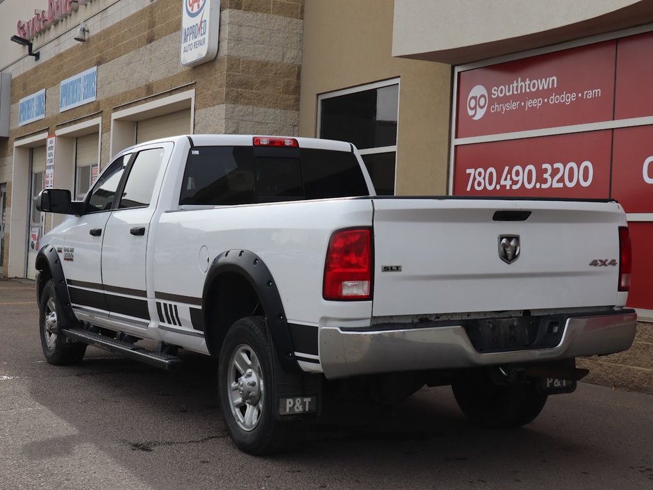 2016 Ram 3500 SLT IN BRIGHT WHITE EQUIPPED WITH A 5.7L HEMI V8 , 4X4 , 6 SPD AUTO , 6SPEAKER AUDIO , PWR WINDOWS/LOCKS , AC , CRUISE-7