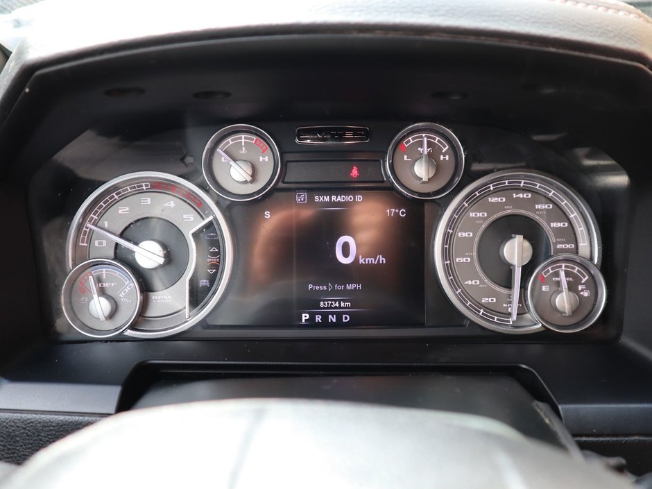 2018 Ram 3500 LIMITED IN RED PEARL EQUIPPED WITH A 6.7L CUMMINS TURBO DIESEL I6 , 4X4 , 6SPD AUTO , RUNNING BOARDS , 5TH WHEEL & GOOSENECK TOW-30