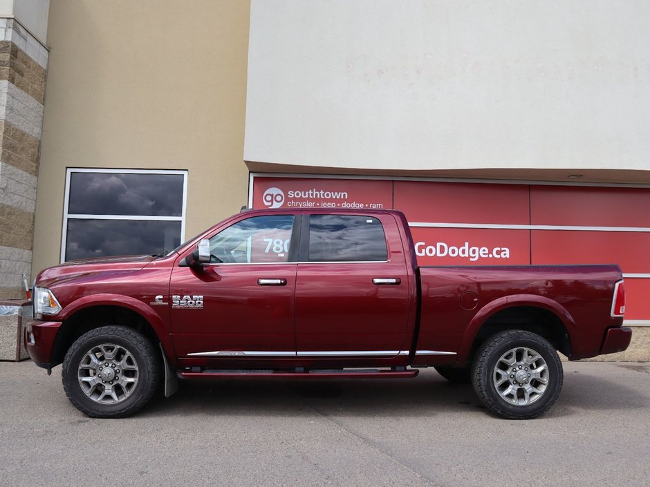 2018 Ram 3500 LIMITED IN RED PEARL EQUIPPED WITH A 6.7L CUMMINS TURBO DIESEL I6 , 4X4 , 6SPD AUTO , RUNNING BOARDS , 5TH WHEEL & GOOSENECK TOW-6