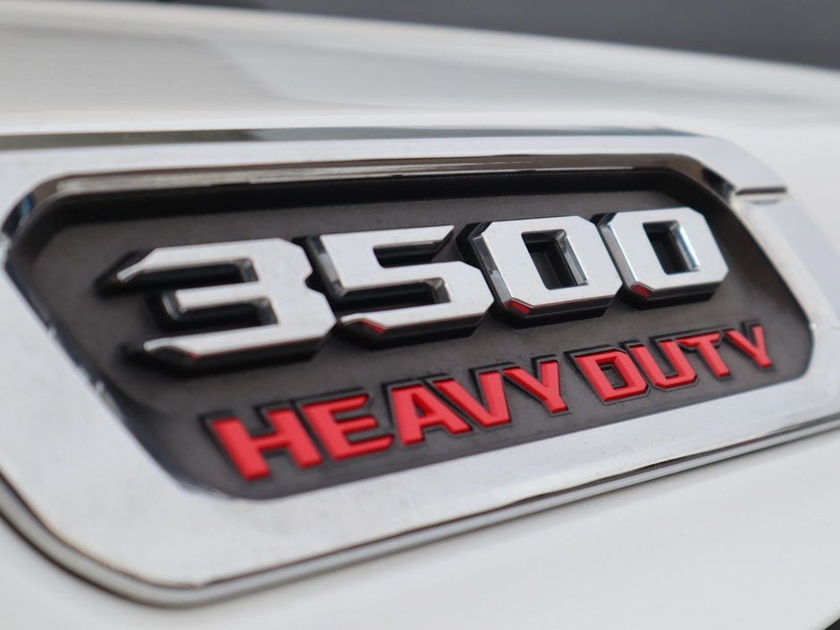 2019 Ram 3500 LARAMIE IN BRIGHT WHITE EQUIPPED WITH A 6.7L HO CUMMINS TURBO DIESEL I6 , 4X4 , 6SPD AISIN HD AUTO , LARAMIE LVL 2 , SPORT APPEA-11