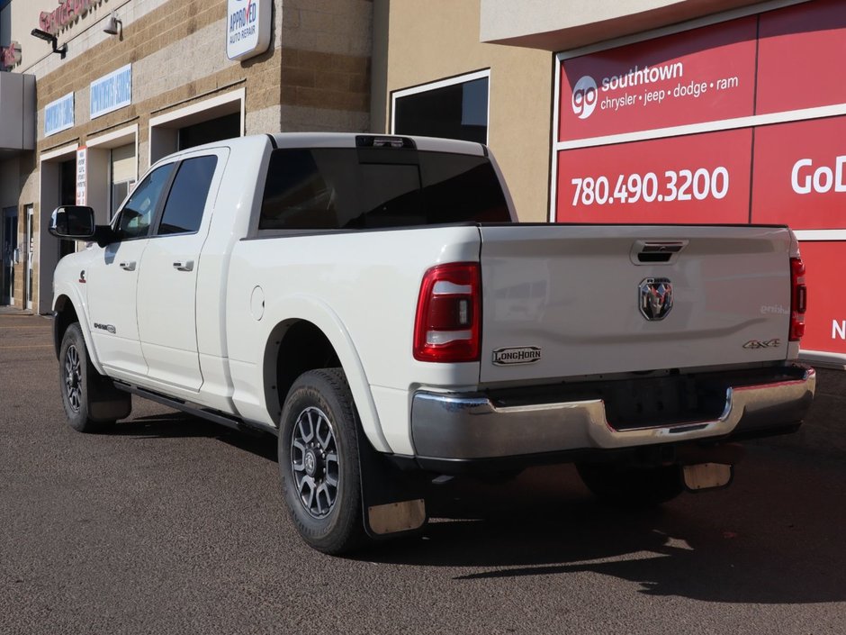 2022 Ram 3500 LONGHORN IN PEARL WHITE EQUIPPED WITH A 6.7L CUMMINS TURBO DIESEL , 4X4 , 6SPD AISIN HD AUTO , ADAPTIVE STEERING , REAR AUTO LVL-7
