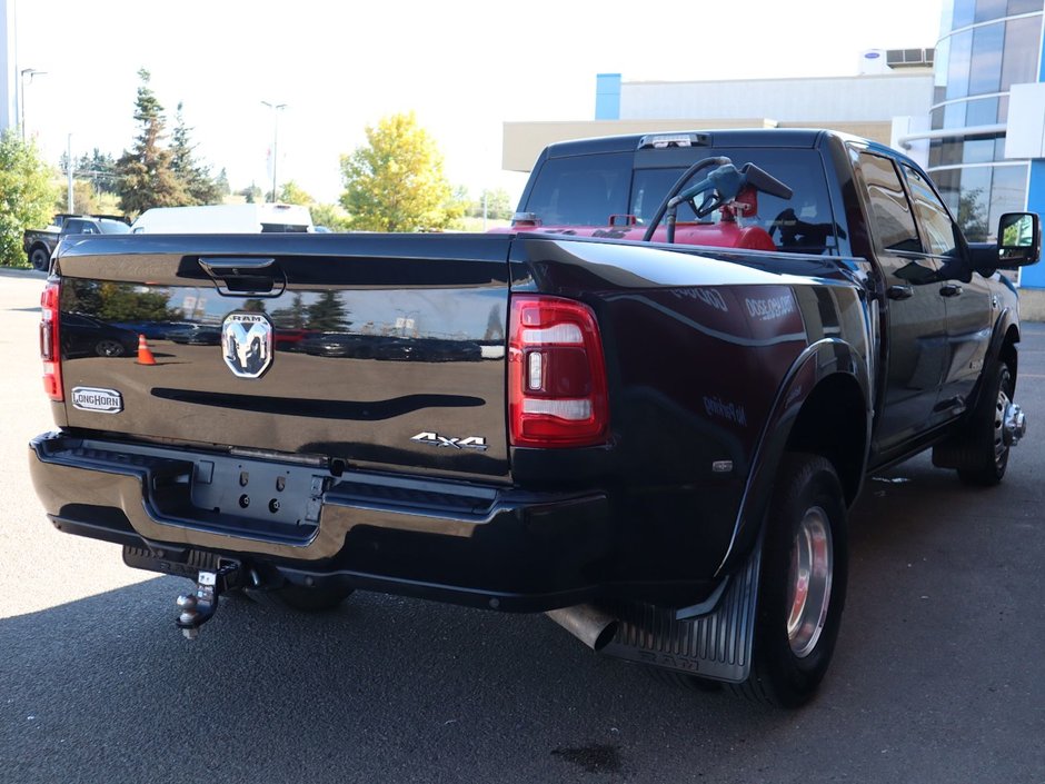 2023 Ram 3500 LIMITED LONGHORN IN DIAMOND BLACK EQUIPPED WITH A 6.7L HO CUMMINS TUBRO DIESEL I6 , 4X4 , 6SPD AISIN HD AUTO , DUALLY , REAR AUT-9