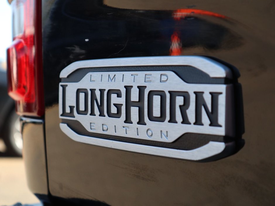 2023 Ram 3500 LIMITED LONGHORN IN DIAMOND BLACK EQUIPPED WITH A 6.7L HO CUMMINS TUBRO DIESEL I6 , 4X4 , 6SPD AISIN HD AUTO , DUALLY , REAR AUT-15