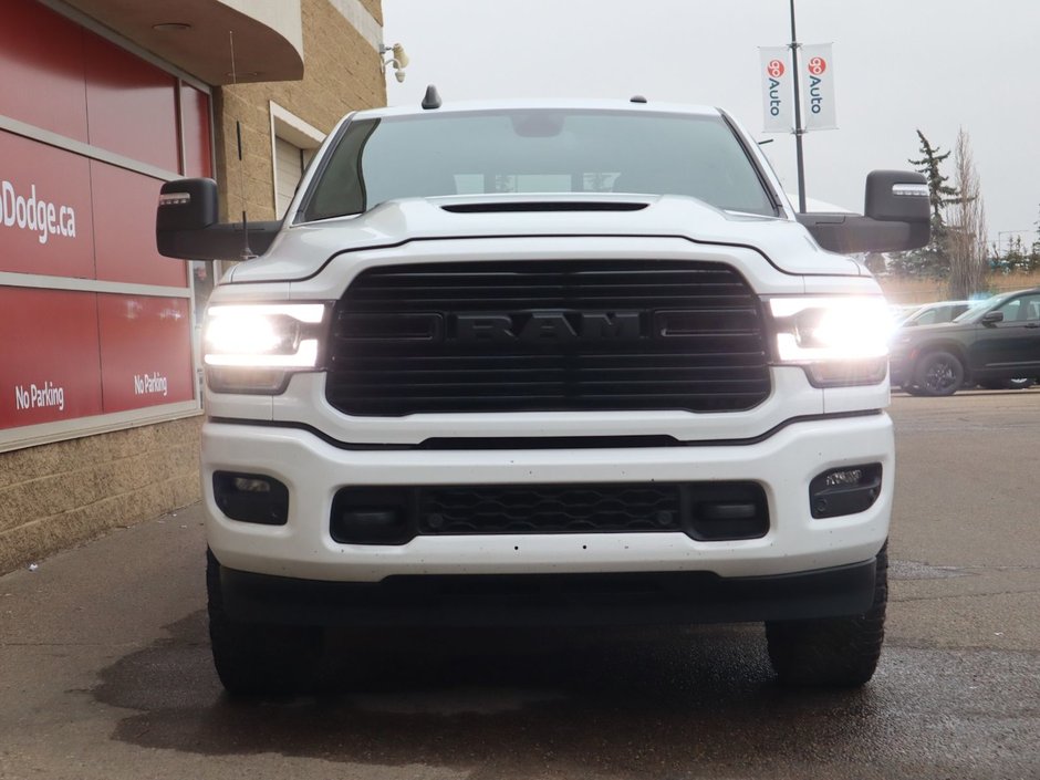 2023 Ram 3500 LARAMIE IN BRIGHT WHITE EQUIPPED WITH A 6.7L CUMMINS TURBO DIESEL I6 , 4X4 , 6SPD AUTO , REAR AUTO LVL AIR SUSPENSION , LARAMIE-1