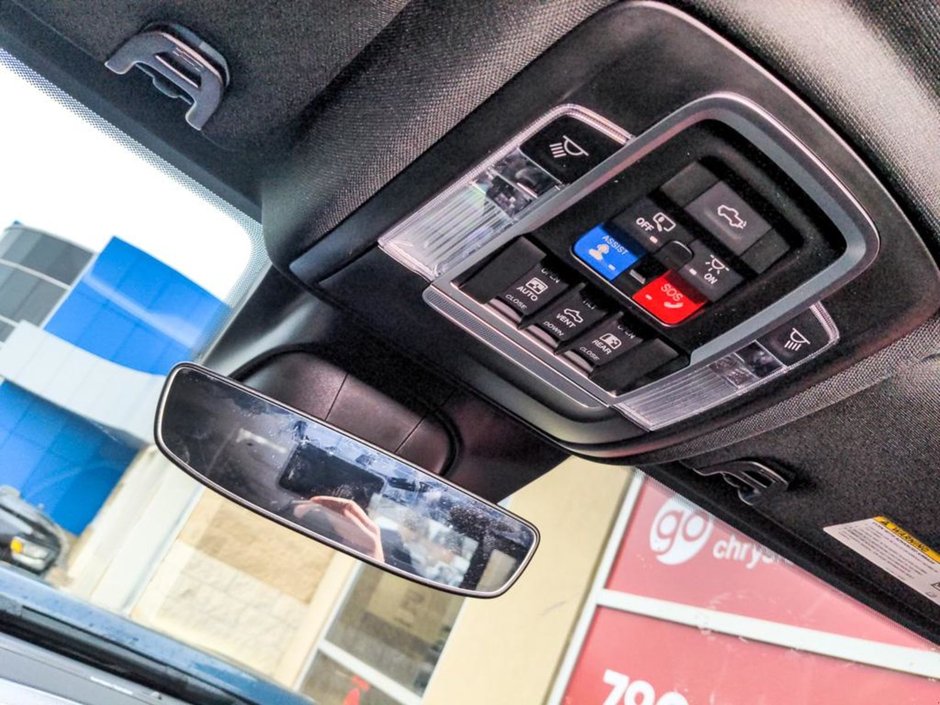 2024 Ram 3500 LARAMIE, 6.7L CUMMINS TURBO DIESEL I-6, HTD/VEN FRONT SEATS, 12 UCONNECT 5 W/NAV, 17SPKR HARMAN/KARDON PREMIUM SOUND SUNROOF, RE-19