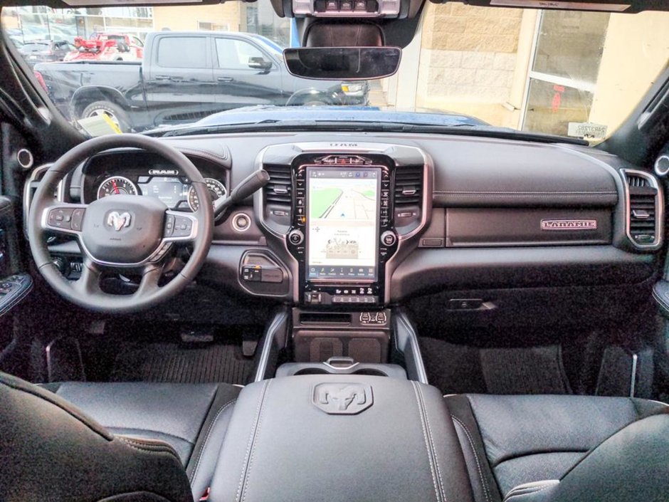 2024 Ram 3500 LARAMIE, 6.7L CUMMINS TURBO DIESEL I-6, HTD/VEN FRONT SEATS, 12 UCONNECT 5 W/NAV, 17SPKR HARMAN/KARDON PREMIUM SOUND SUNROOF, RE-22