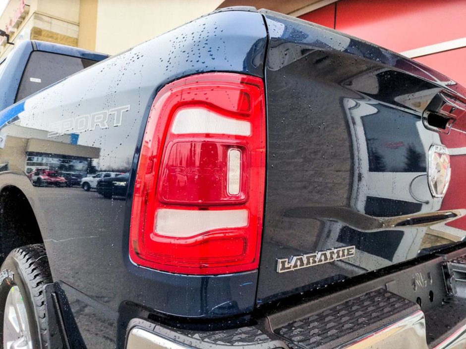 2024 Ram 3500 LARAMIE, 6.7L CUMMINS TURBO DIESEL I-6, HTD/VEN FRONT SEATS, 12 UCONNECT 5 W/NAV, 17SPKR HARMAN/KARDON PREMIUM SOUND SUNROOF, RE-10